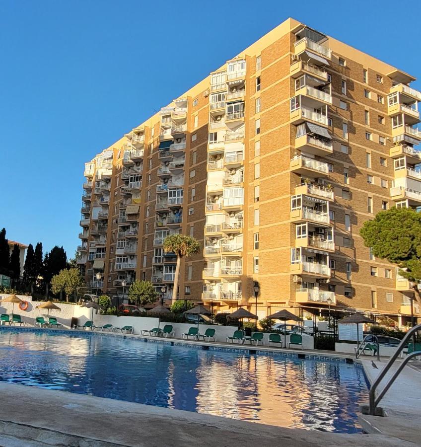 Attico Acuario, 2 Bathrooms Top Floor Appartment With Sea And Mountain Views Benalmadena Exterior photo