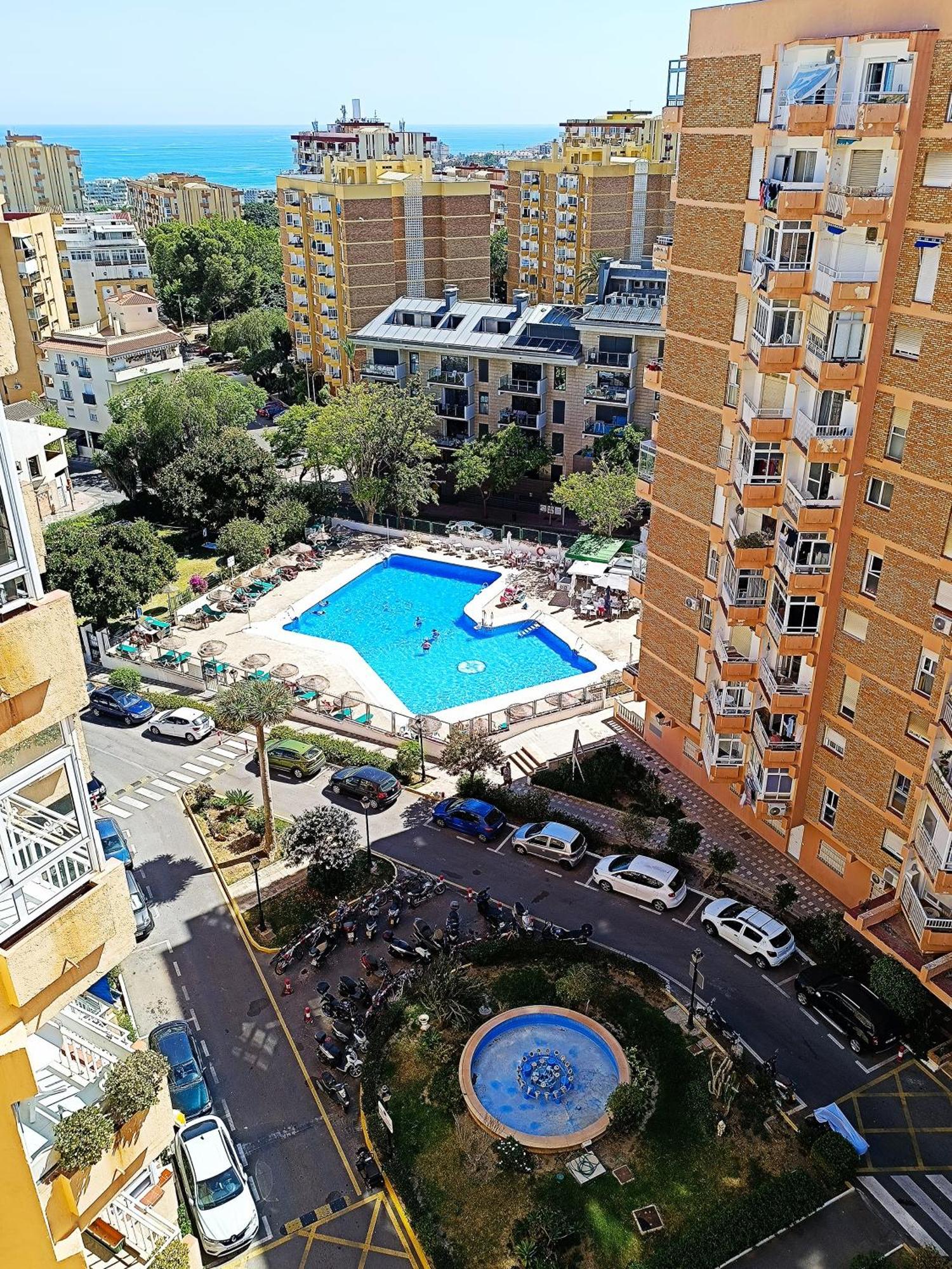 Attico Acuario, 2 Bathrooms Top Floor Appartment With Sea And Mountain Views Benalmadena Exterior photo